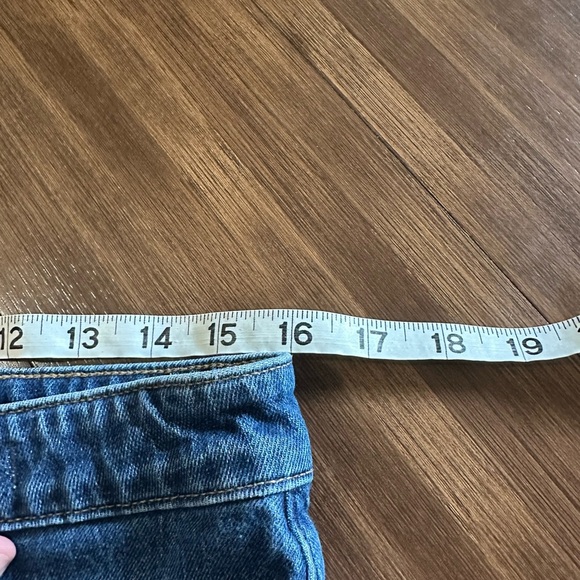 Madewell Curvy High-Rise Denim Shorts in Canterdale Wash size 32 AJ244 - Picture 8 of 10